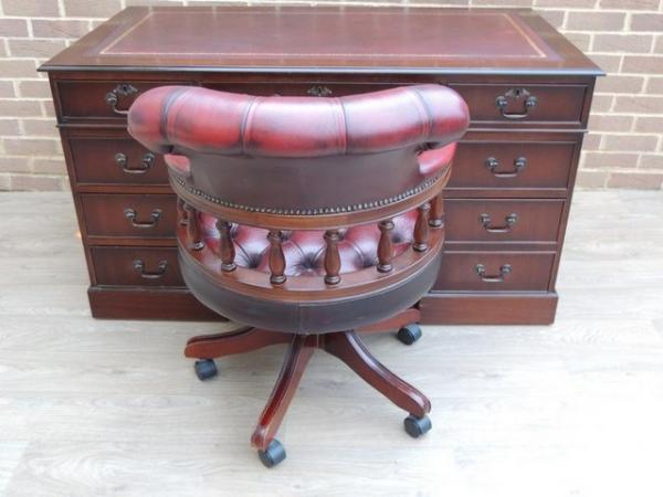 Image 6 of Chesterfield Desk + Chair Set (UK Delivery)