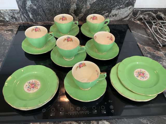 Preview of the first image of Stunning Royal Leighton Wade Tea set 1946-1954 Green.