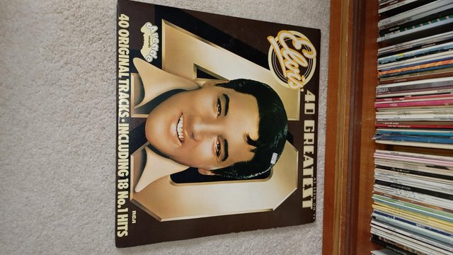 Preview of the first image of Elvis Presley 40 Greatest Hits Double vinyl album.