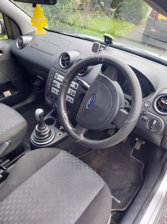 Image 1 of 2006 fiesta 1.4 zetec climate 81K (12months MOT)