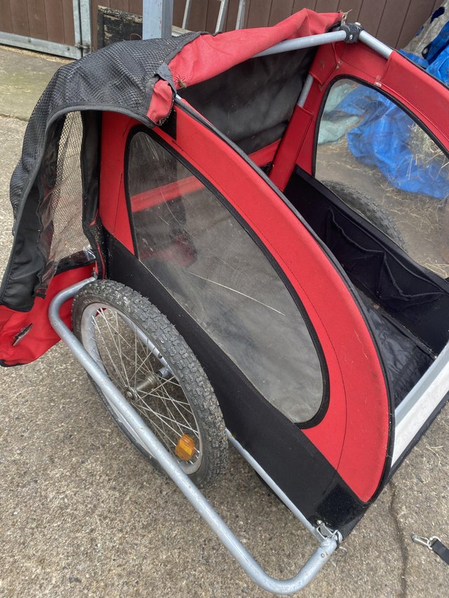 Preview of the first image of Cyclists trailer for carrying infants or dogs.