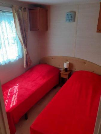 Image 17 of LOVELY 3-BED MOBILE HOME ON QUIET FAMILY SITE SW FRANCE