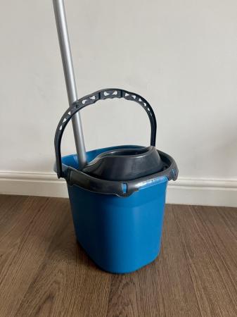 Image 3 of Mop bucket with wringer + mop/Broom stick