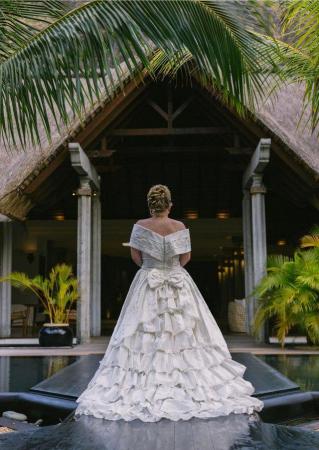 Image 2 of Ivory satin wedding dress simply beautiful