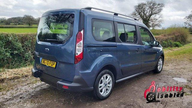 Image 7 of 2020 Ford Grand Tourneo Connect Automatic Wheelchair Access