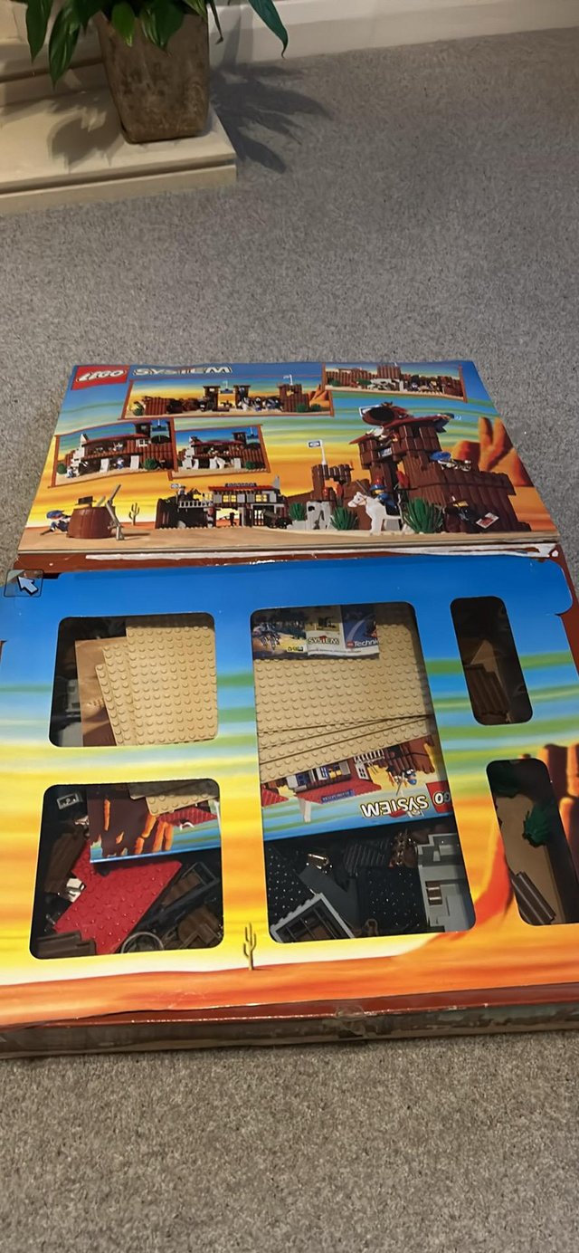 Preview of the first image of LEGO WESTERN BUILDING SET 6769 Boxed.