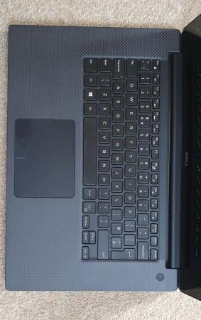 Image 3 of Dell XPS 15 9560 with 4K touchscreen GTX1050, 16Gb RAM