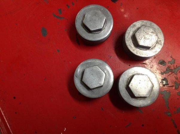 Image 3 of Triumph rockerbox caps aluminium set of four