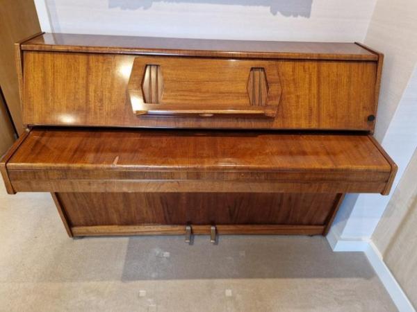 Image 3 of Challen Upright Oak Brown Piano