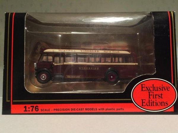 Image 3 of SCALE MODEL BUS: 1930s YORKSHIRE WOOLLEN LEYLAND TS8