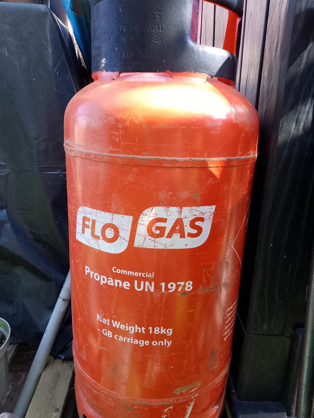 Preview of the first image of 19kg flogas bottle for forklift.