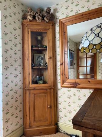 Image 1 of Pretty corner display cabinet in antique pine