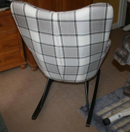 Image 2 of Fabric rocking chair Brown /cream check, brand new