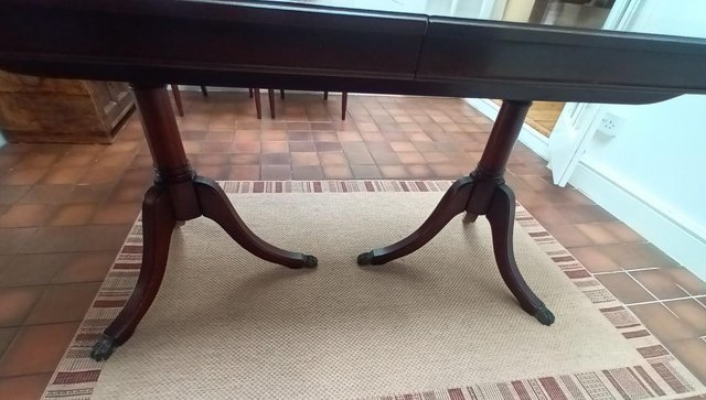 Image 2 of Mahogany Dining Table and 6 Chairs