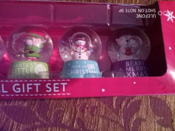 Image 3 of Pack of 6 mini snow globes, Brand New In Packaging