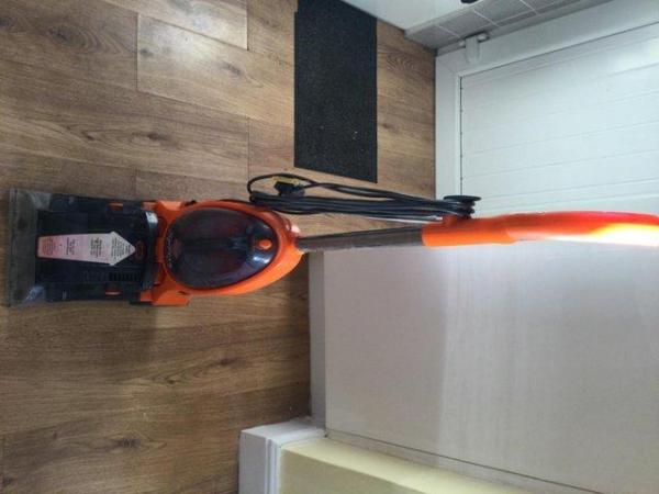 Image 3 of Vax upright carpet cleaner good condition
