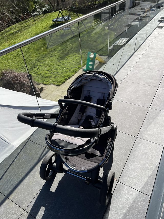 Preview of the first image of iCandy Peach pram 2018 phantom.