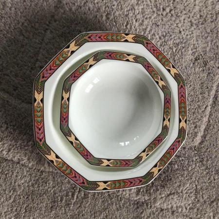 Image 2 of Villeroy and Boch Cheyenne pattern plates and bowls