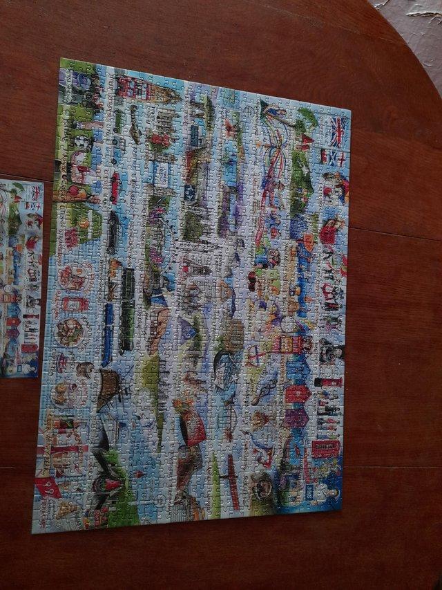 Preview of the first image of 1000 piece jigsaw Gibsons complete.