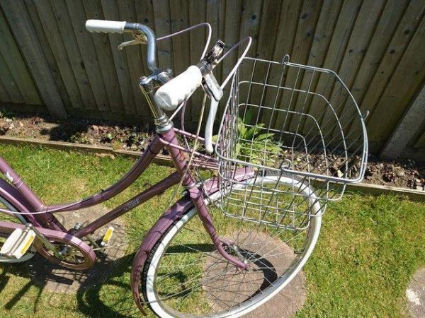 Image 3 of Raleigh Caprice Ladies 3 Geared Cycle