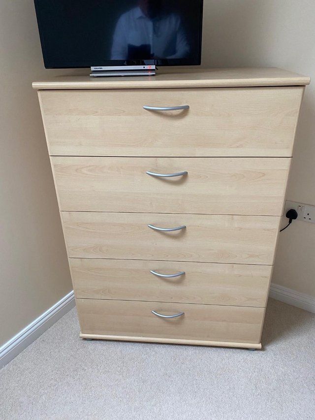 Preview of the first image of Matching 2 x bedside cabinets 2 x chest of drawers.