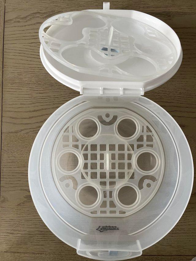 Preview of the first image of Tommee Tippee 2in 1 microwave and cold water steraliser.