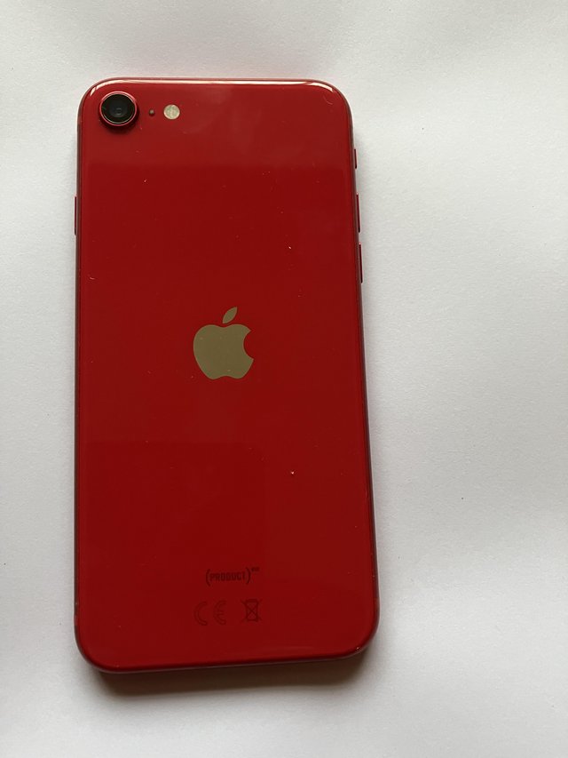 Preview of the first image of iphone SE 1st generation.