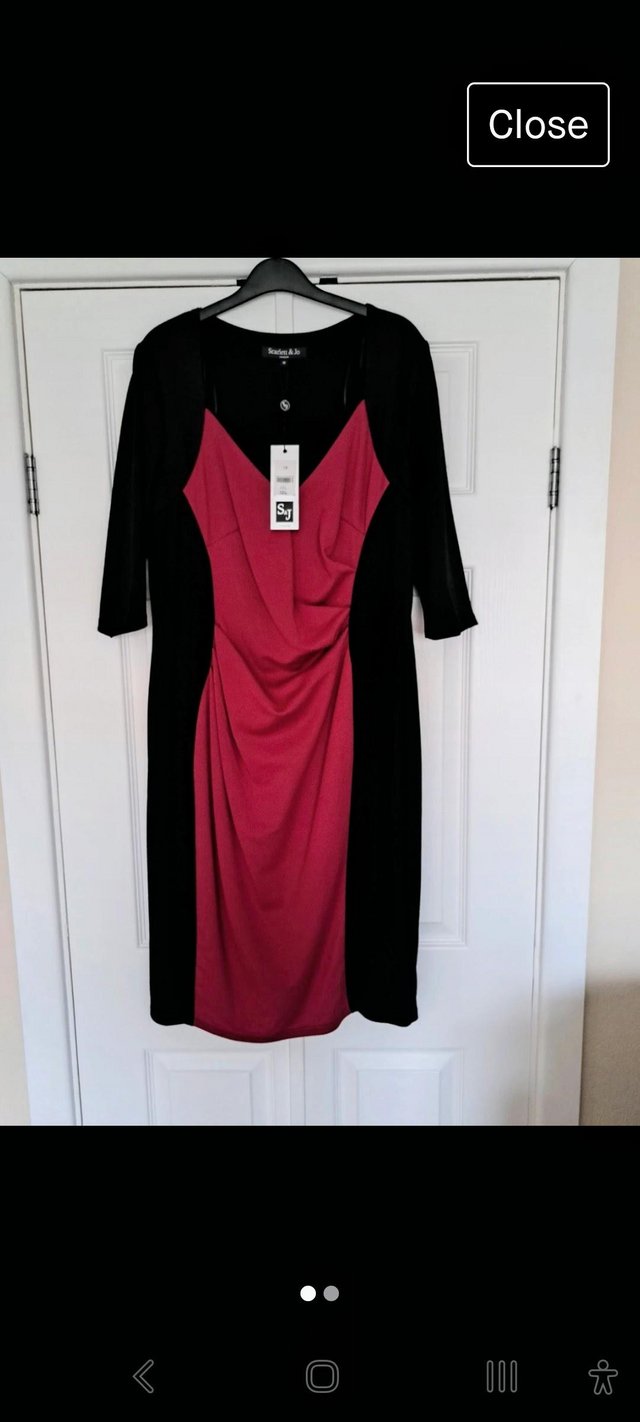 Preview of the first image of Smart formal dress Size 18.