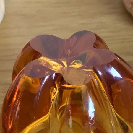 Image 3 of Whitefriars Gold Amber glass vase 9727 Geoffrey Baxter