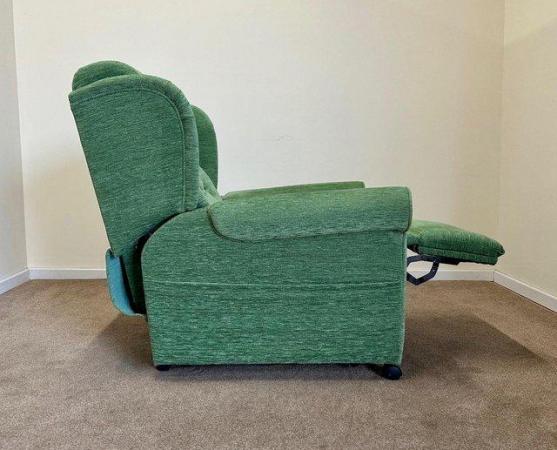 Image 15 of LUXURY ELECTRIC RISER RECLINER GREEN CHAIR ~ CAN DELIVER