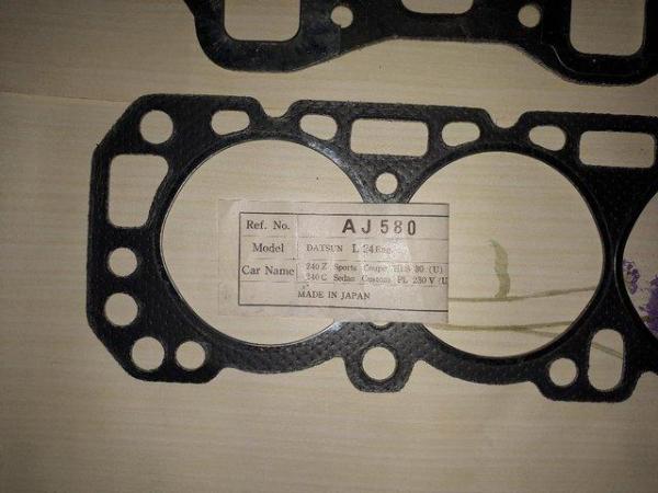 Image 3 of Nissan Datsun 240Z Sports Coupe 240C L24-Engine Head Gasket