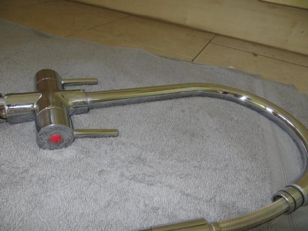Image 1 of Kitchen Pull Out Mixer Tap