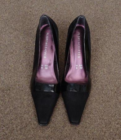 Image 2 of Lovely Ladies Black Court Shoes By F&F - Size 6