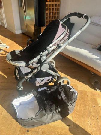 Image 2 of ICandy peach 4 pushchair and bassinet - BLACK