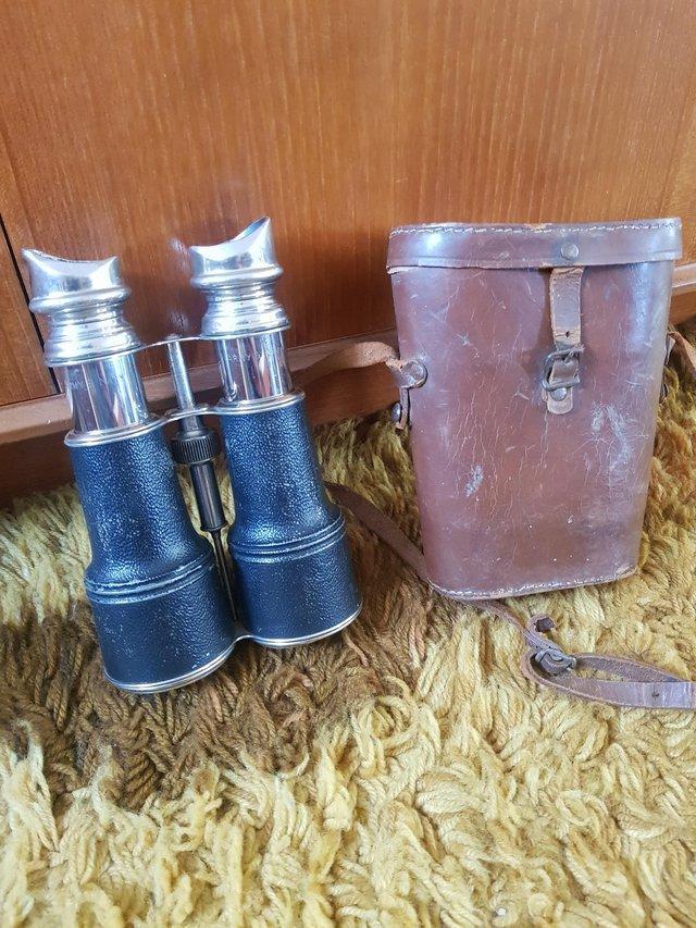 Preview of the first image of WW1 era military army & navy binoculars with case.
