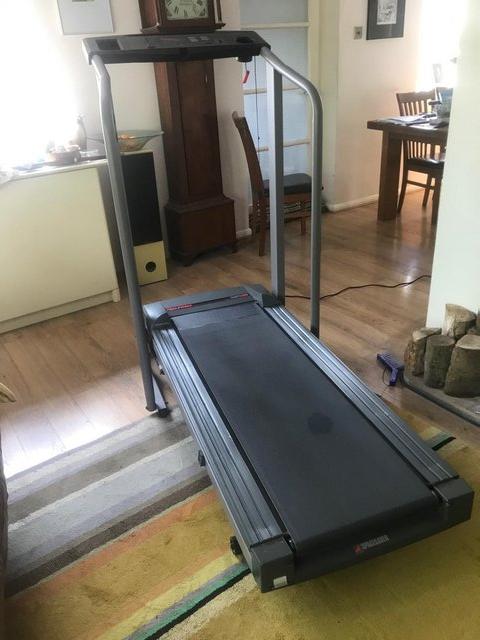 Preview of the first image of PRO FORM 525 PERFORMANCE TREADMILL.