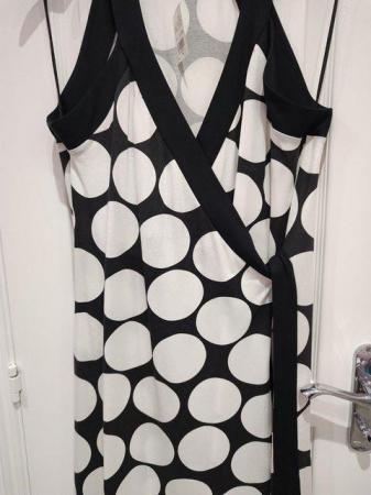 Image 5 of New with Tags Wallis Summer Wrap Dress Size 16