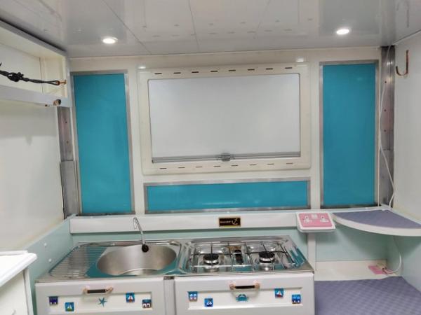 Image 10 of LIFT UP TOP (easy up) CARAVAN. REDUCED!!!