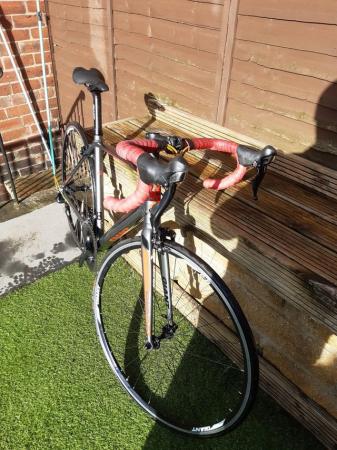 Image 1 of Giant Road bike, silver/grey/red