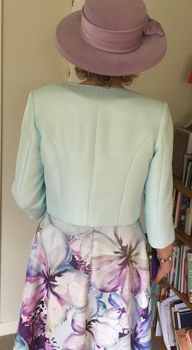 Preview of the first image of LIZABELLA DRESS & JACKET size 10.