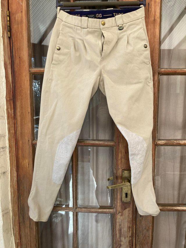 Preview of the first image of Mens/youths breeches. Beige. 28".