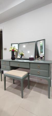 Image 2 of Stag dressing table 3 mirrors
