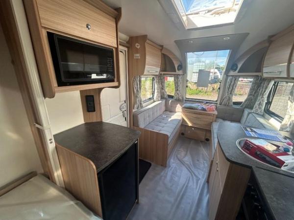 Image 10 of Bailey Phoenix+ 440, 2023 4 berth caravan *was £19,995*