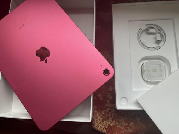Image 2 of New. Apple iPad 10.9 10th Generation 256 GB Pink