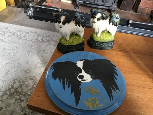 Preview of the first image of Papillion book ends and plaque.