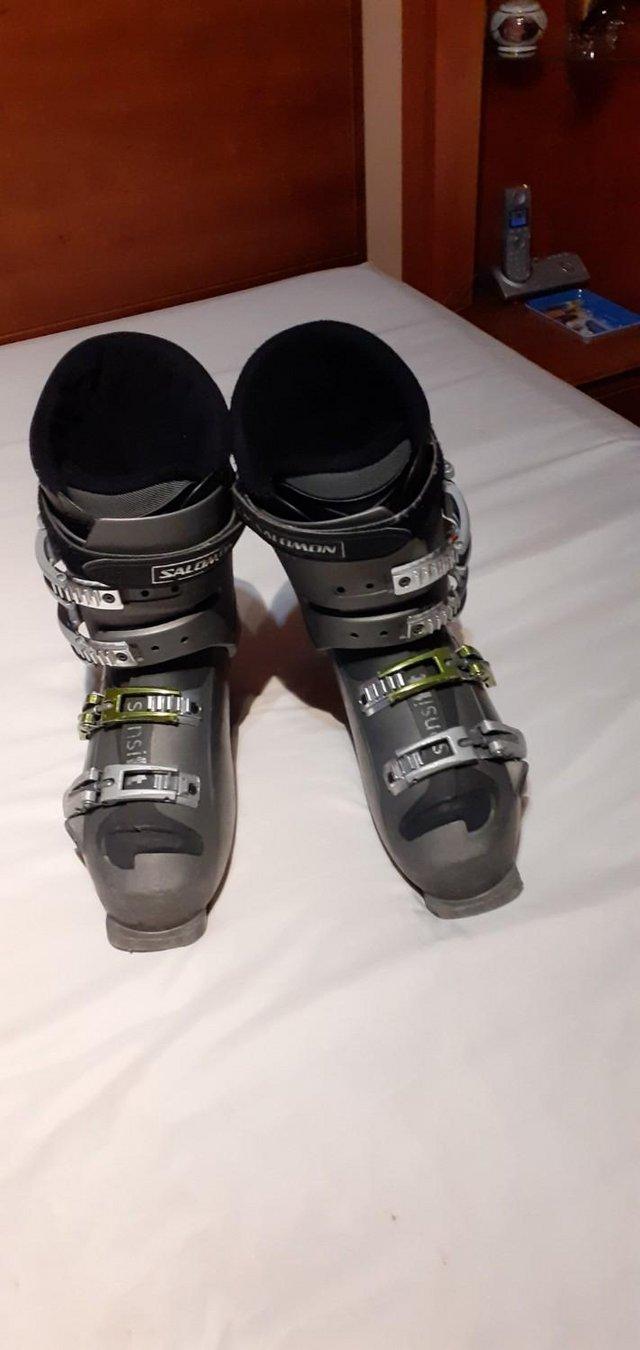 Preview of the first image of Mens Salomon Ski Boots and Bag.