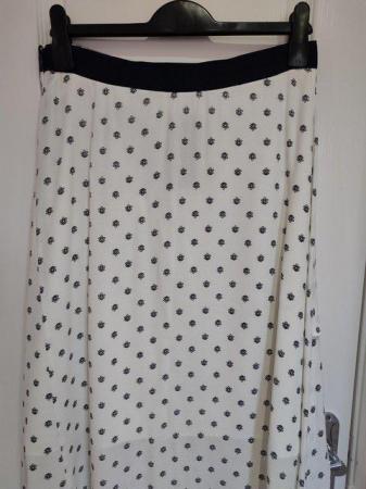 Image 8 of New with tags Marks and Spencer Soft White Skirt Size 12 Reg
