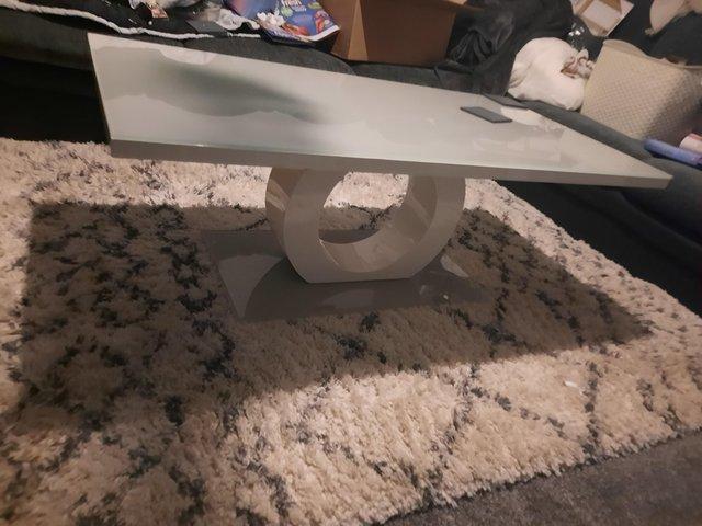 Preview of the first image of Modern grey and white coffee table.