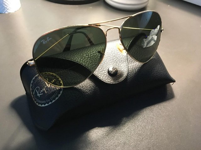 Preview of the first image of Men's Ray Ban Aviators large size..