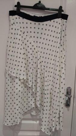 Image 3 of New Tags Marks and Spencer Soft White Skirt Size 18 Regular